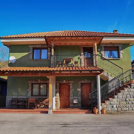 El Balcón De Onís Casa rural La Robellada de Onis